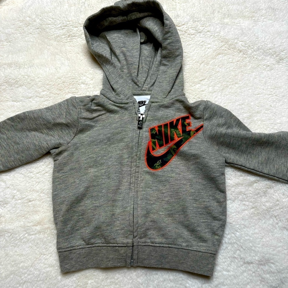 Nike Sweatshirt